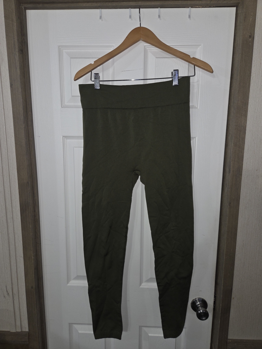 New Mix Fleece Lined Hi Rise Full Length Seamless Leggings Olive Women’s L/XL